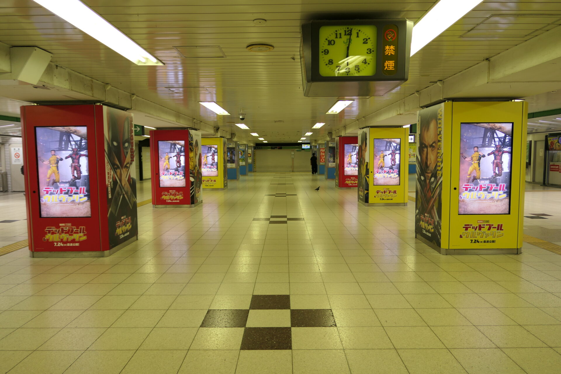 JR池袋中央通路デジタルシートセット