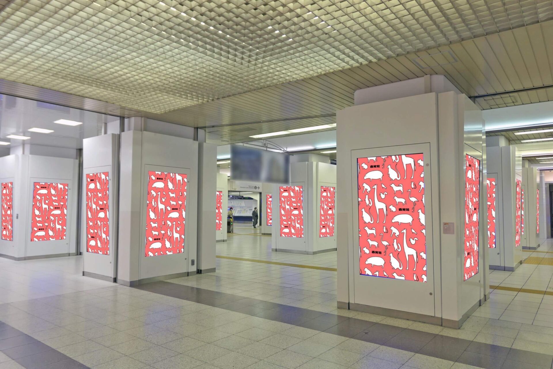 東武線池袋駅地下1F丸ノ内線改札そばにある、タテ型のデジタルサイネージ媒体