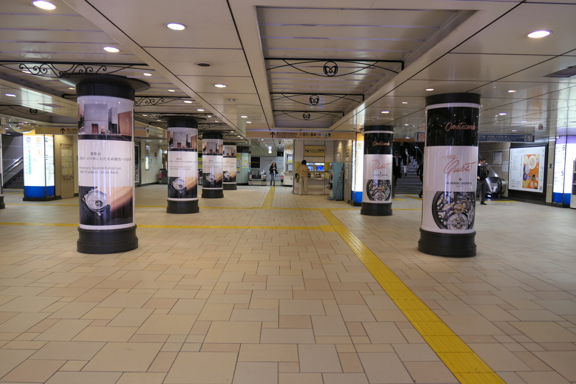 東京メトロ_表参道柱巻
