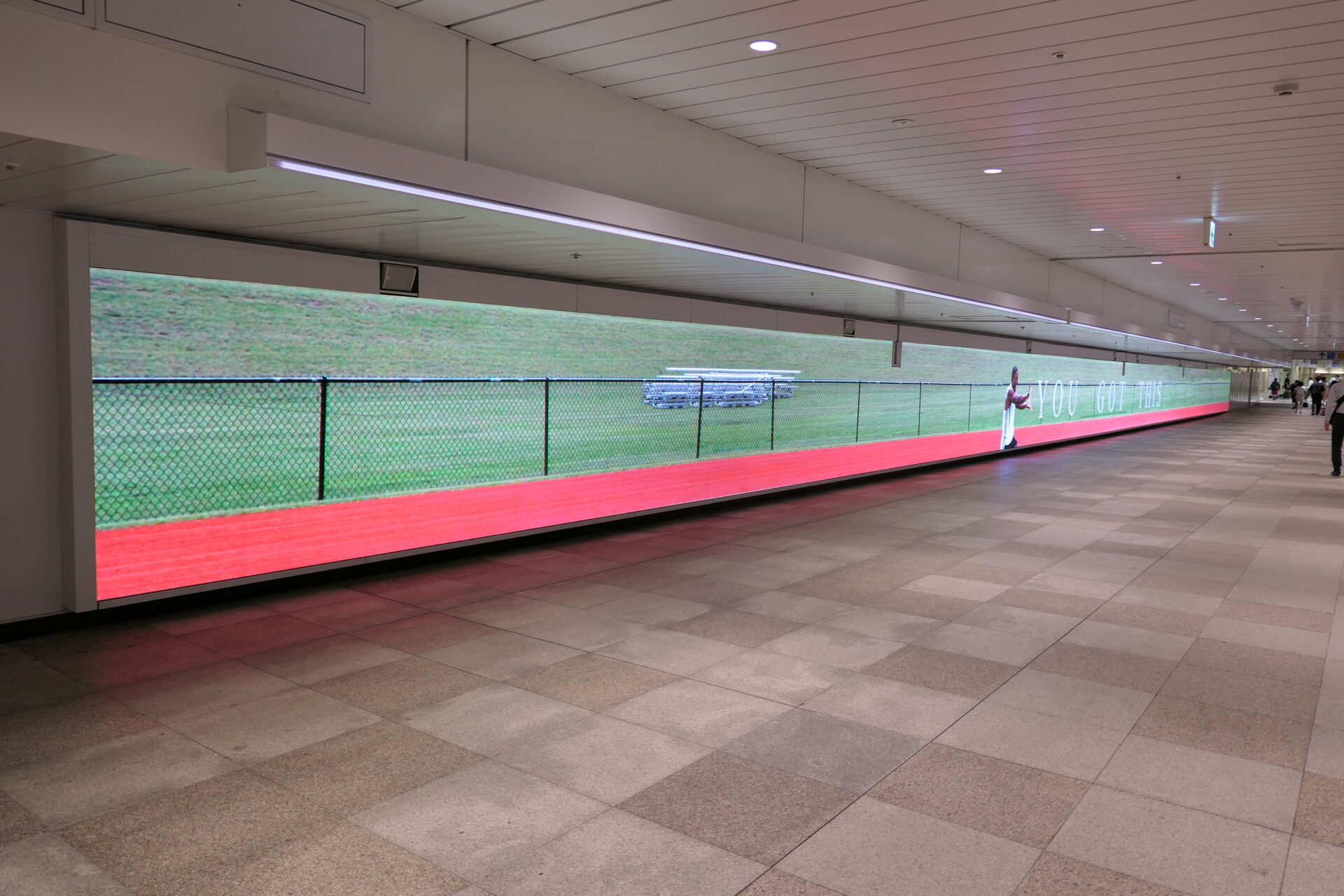 JR東日本_新宿ウォール456