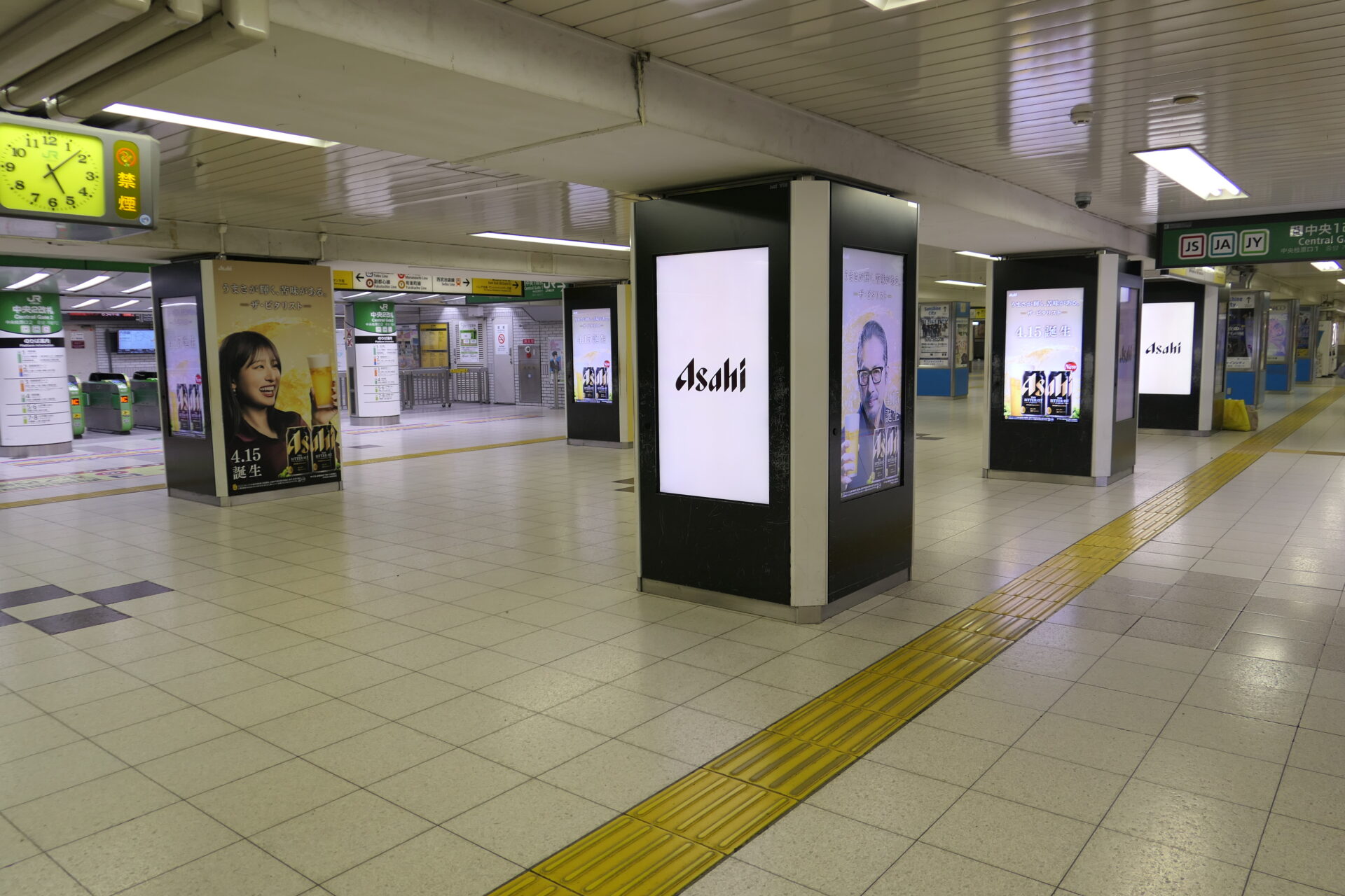 JR池袋中央通路デジタルシートセット