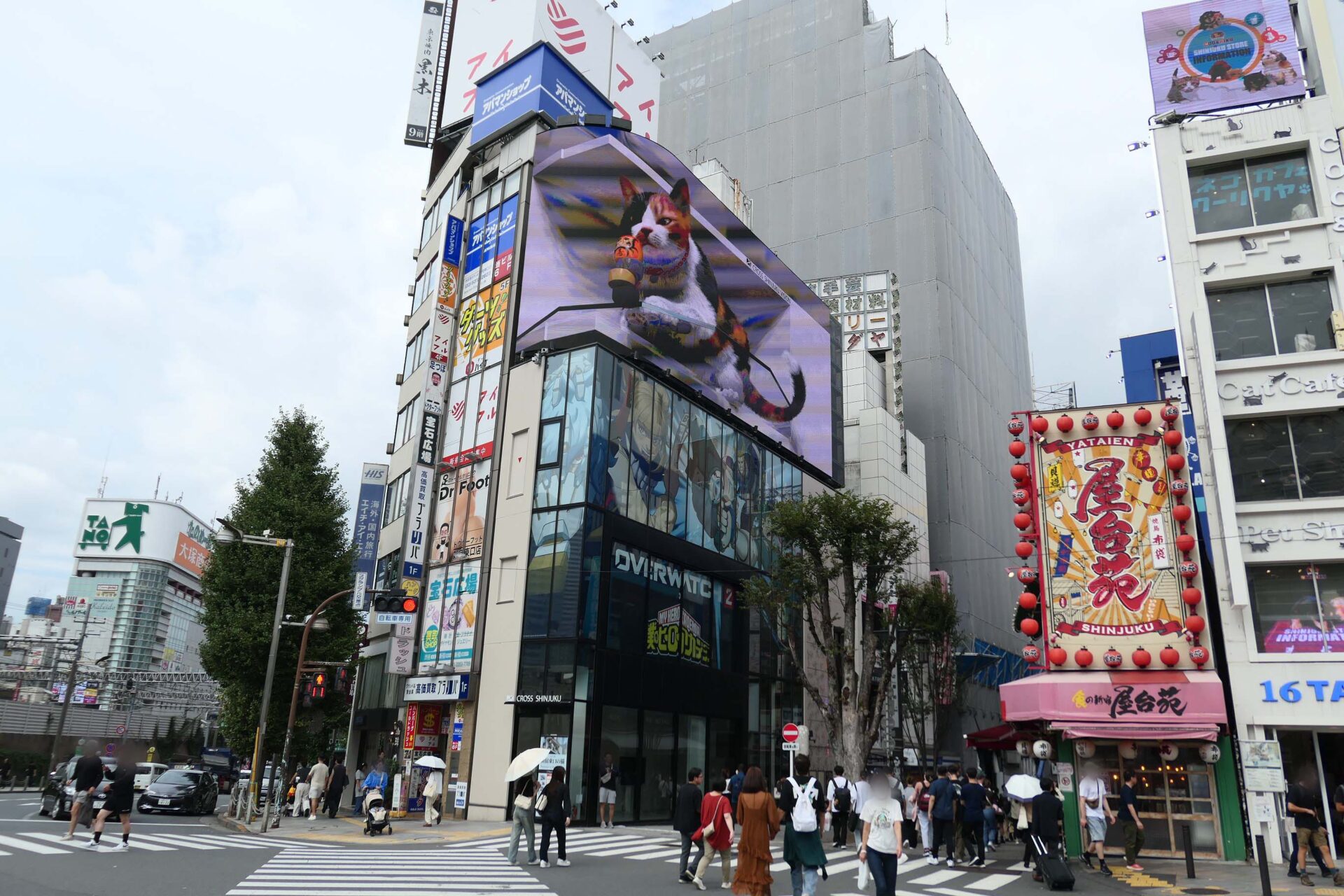 新宿　クロス新宿ビジョン