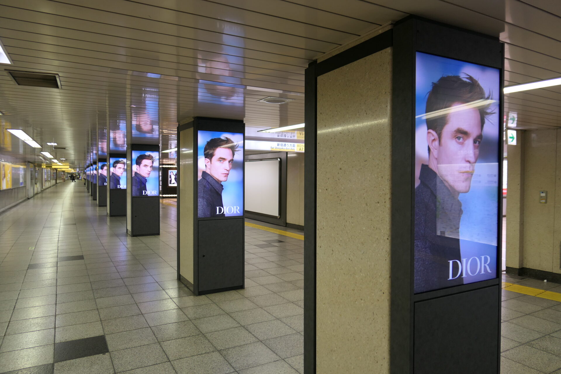 東京メトロ_新宿三丁目MCV新宿駅方面通路