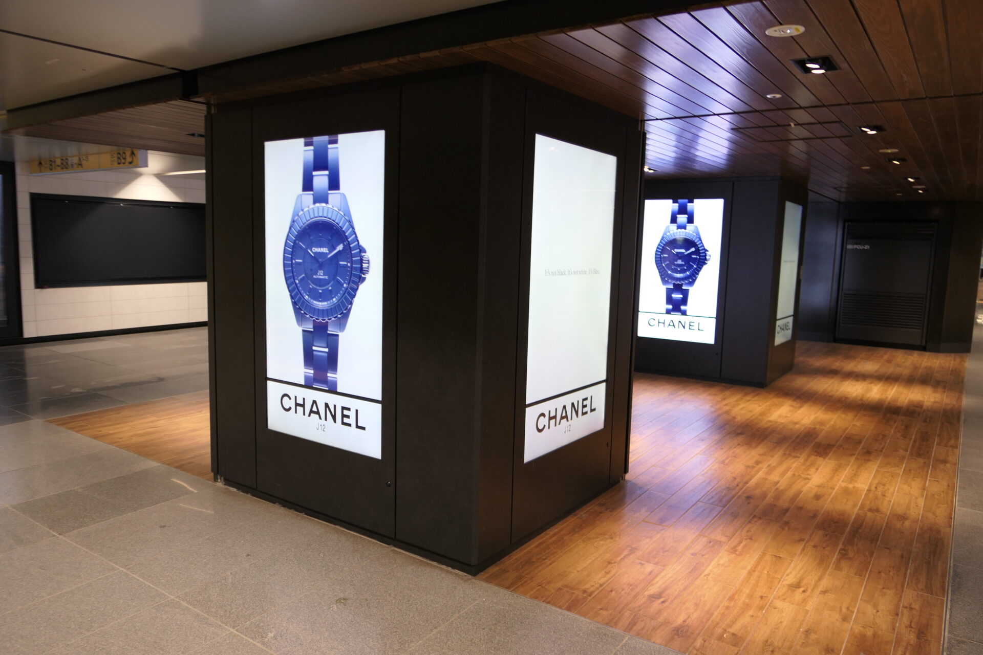 東京メトロ銀座MCV単駅ジャック