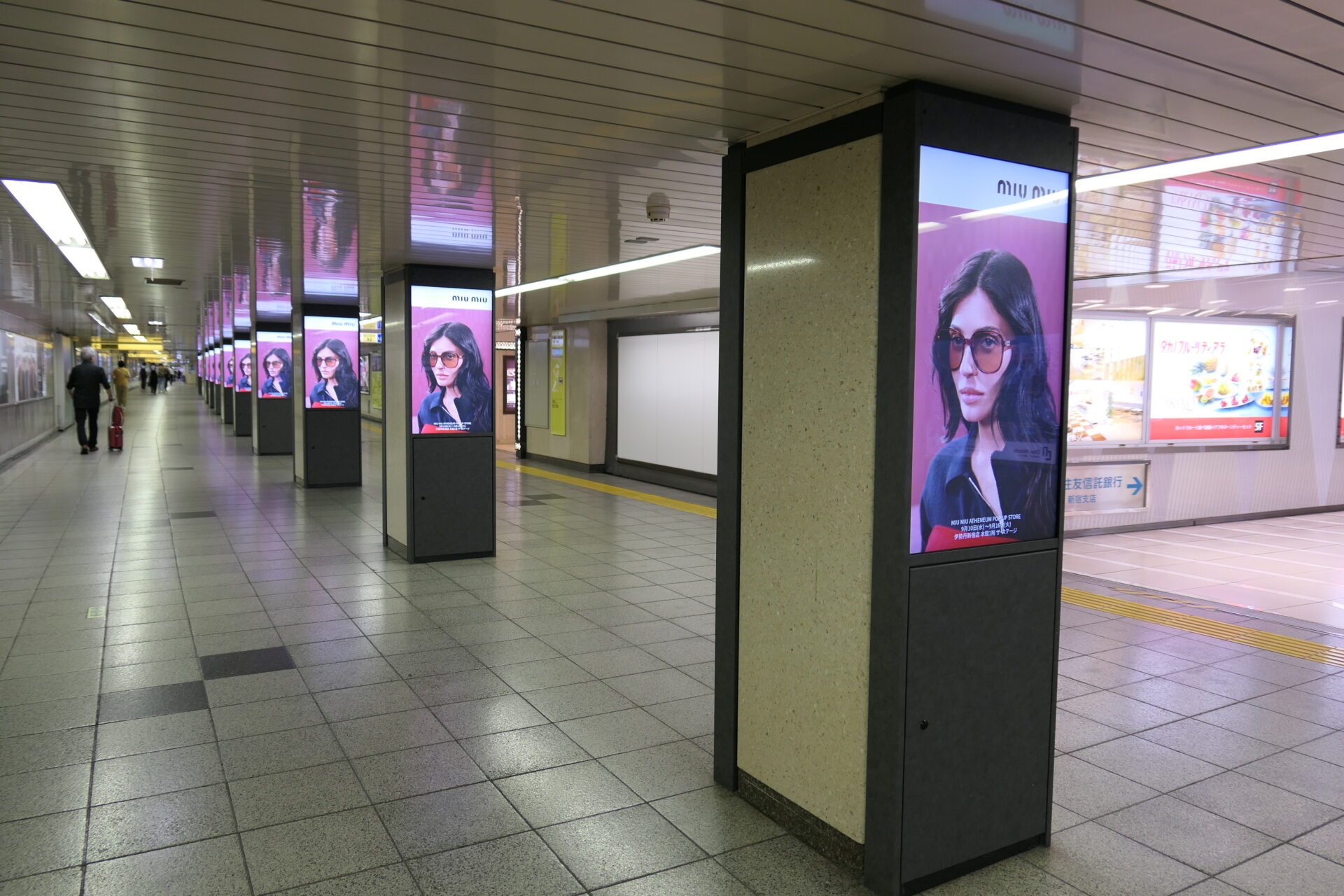 東京メトロ_新宿三丁目MCV新宿駅方面通路