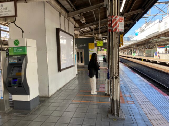 JR池袋駅　看板No.30-208