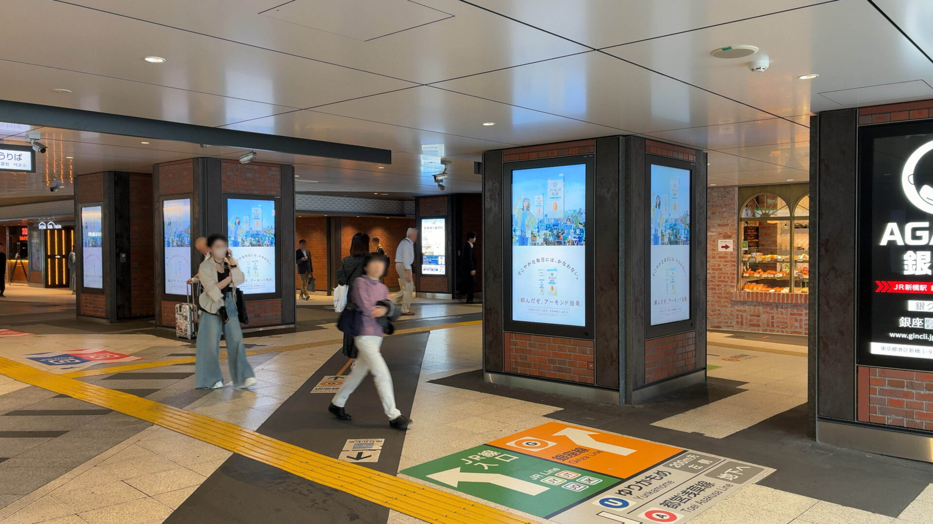 JR東日本J・ADビジョン新橋駅北改札