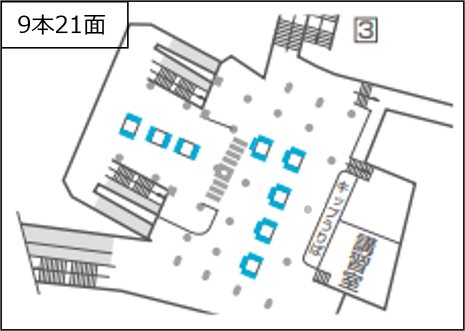 西麻布方面改札内外