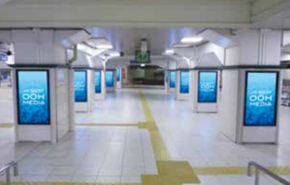 JR西日本 J・ADビジョンWEST単駅三ノ宮駅西口