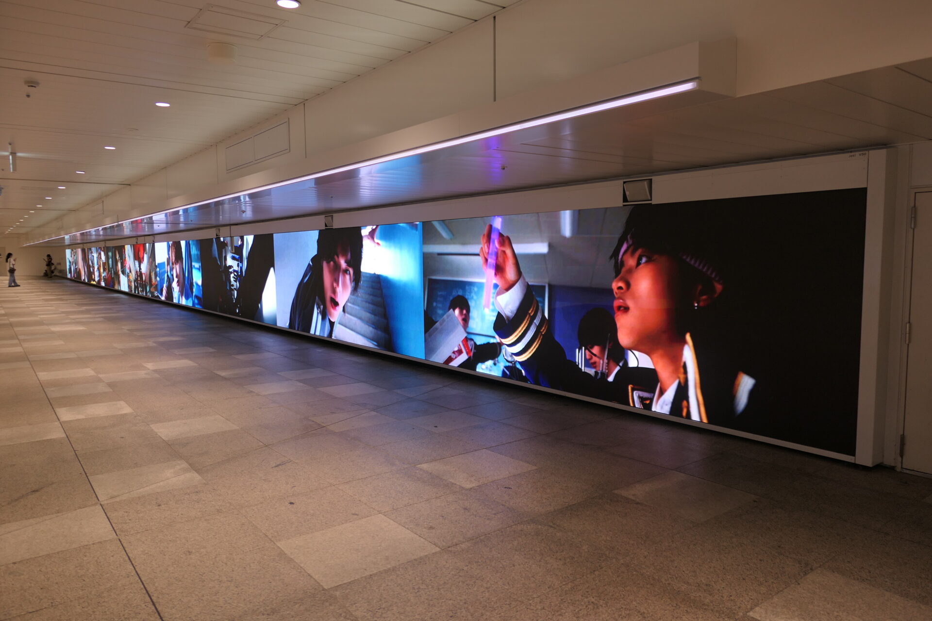 JR東日本新宿ウォール456