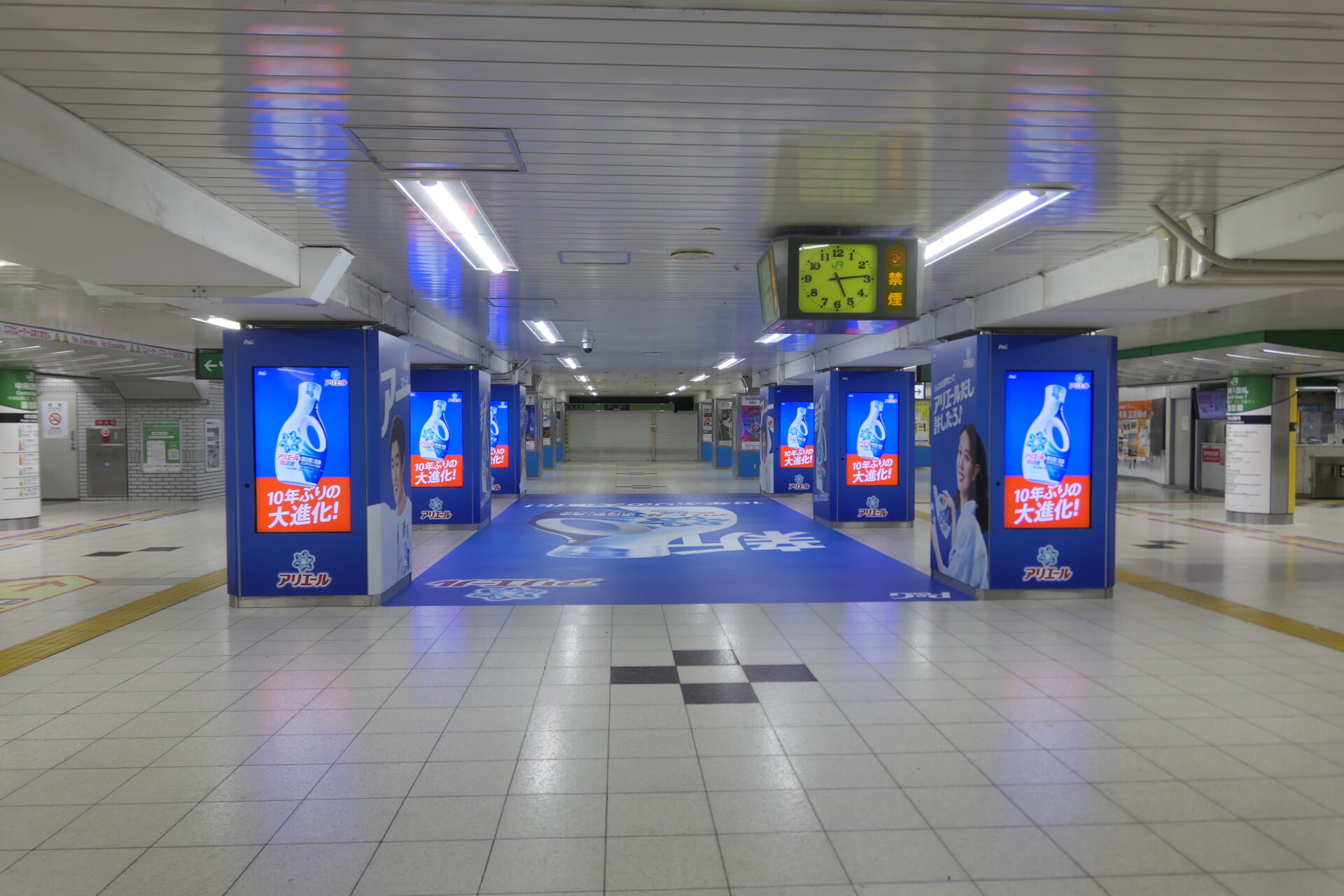 JR東日本池袋中央通路デジタルシートセット