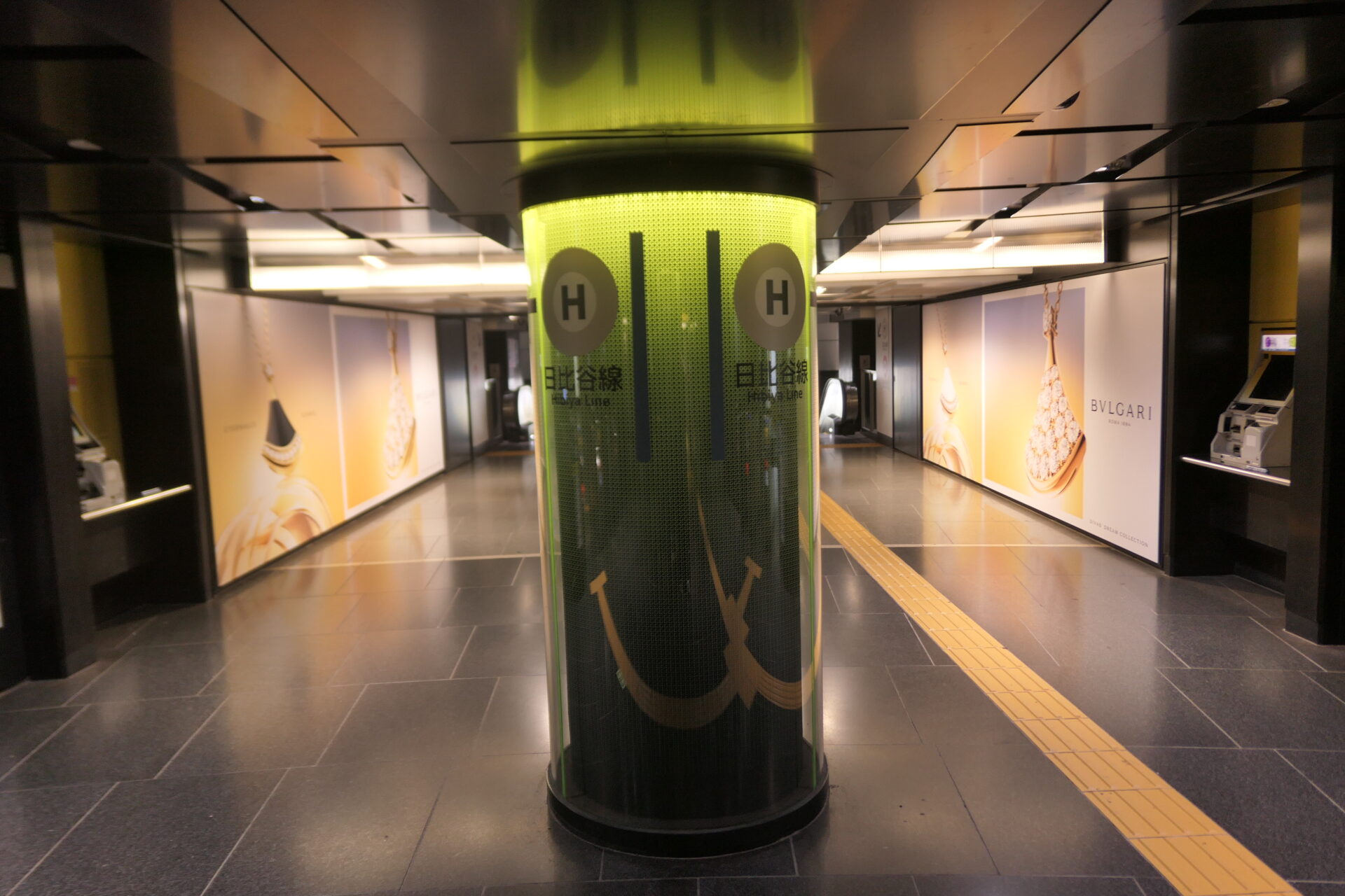 東京メトロ銀座MCV単駅ジャック銀座