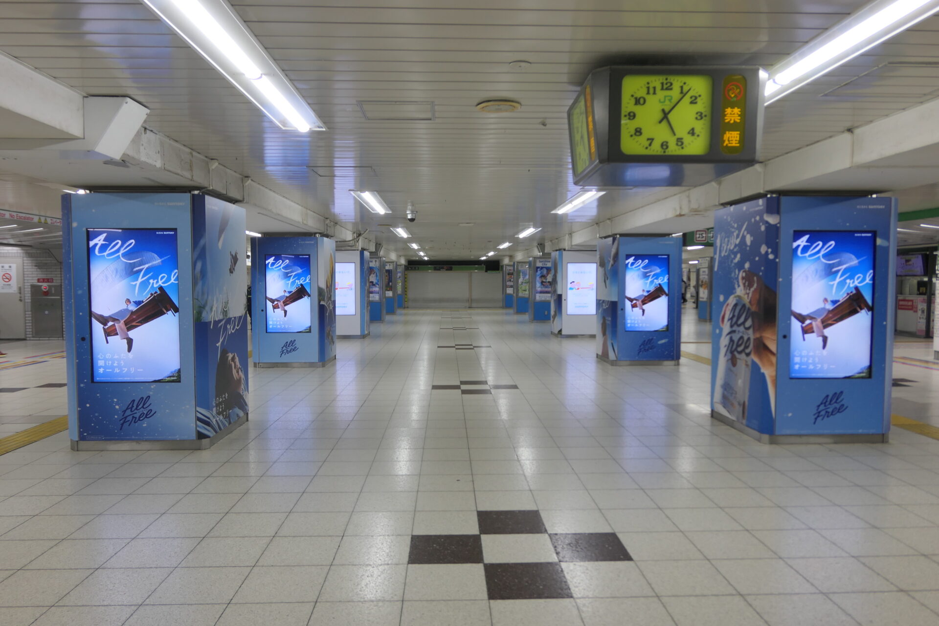 JR東日本池袋中央通路デジタルシートセット