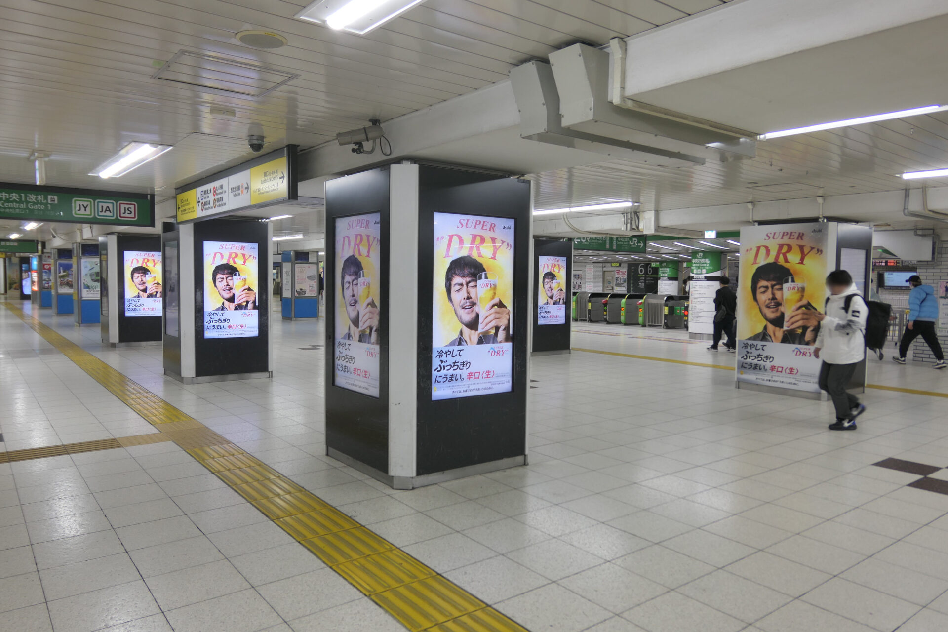 JR東日本池袋中央通路デジタルシートセット