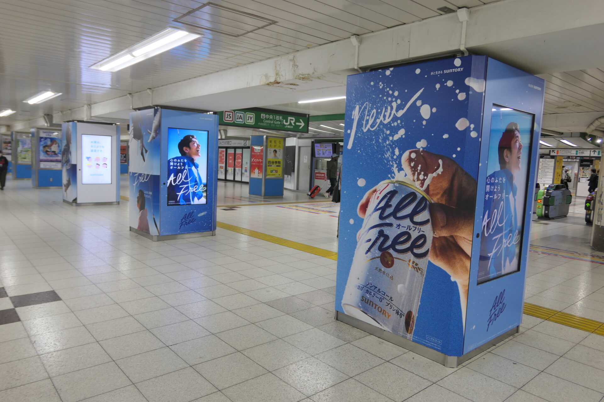 JR東日本池袋中央通路デジタルシートセット